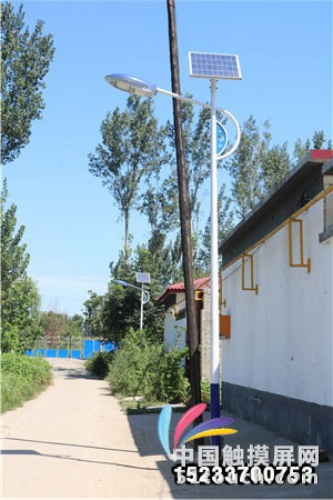 太原太阳能路灯去哪个厂家买好,太原市电路灯价格