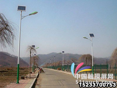 太原太阳能路灯去哪个厂家买好,太原市电路灯价格